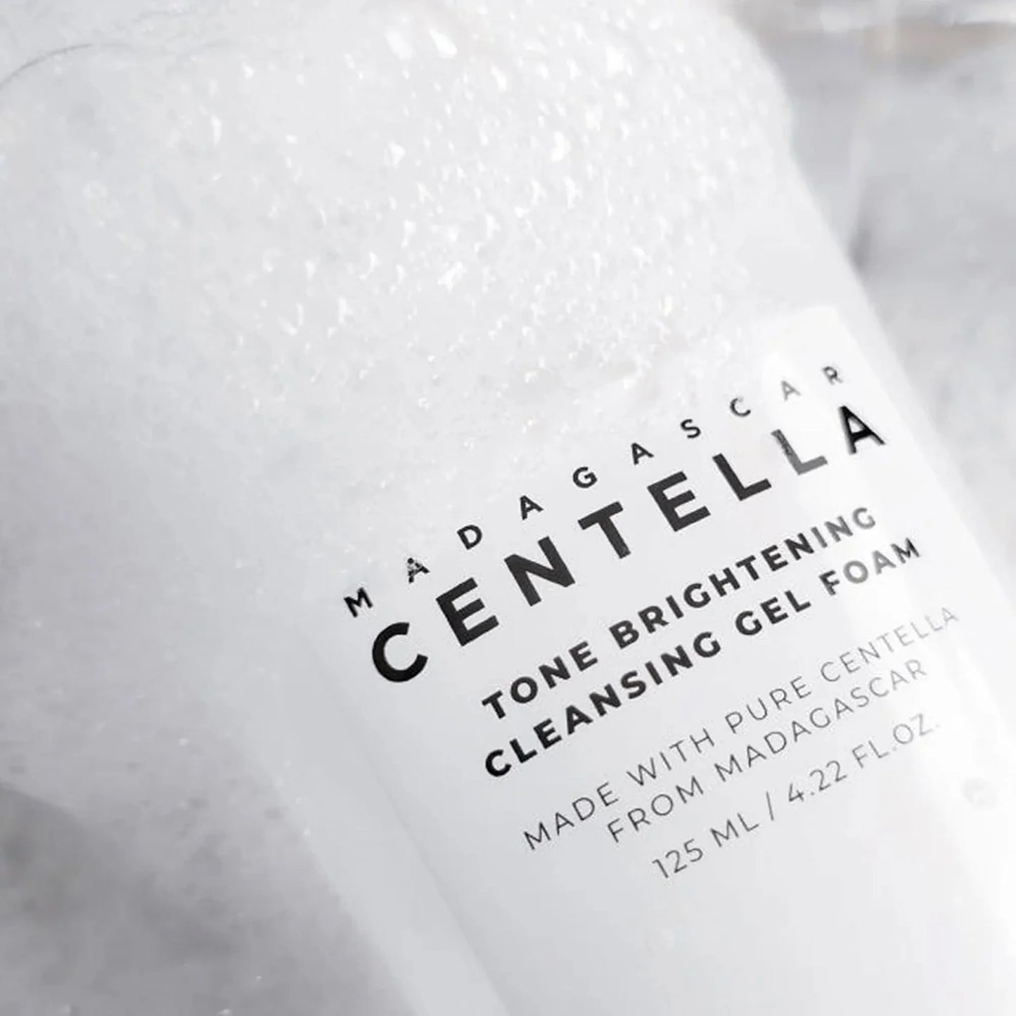SKIN1004 Madagascar Centella Tone Brightening Cleansing Gel Foam 125 ml