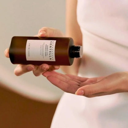SKIN1004 Madagascar Centella Probio-Cica Essence Toner 210 ml