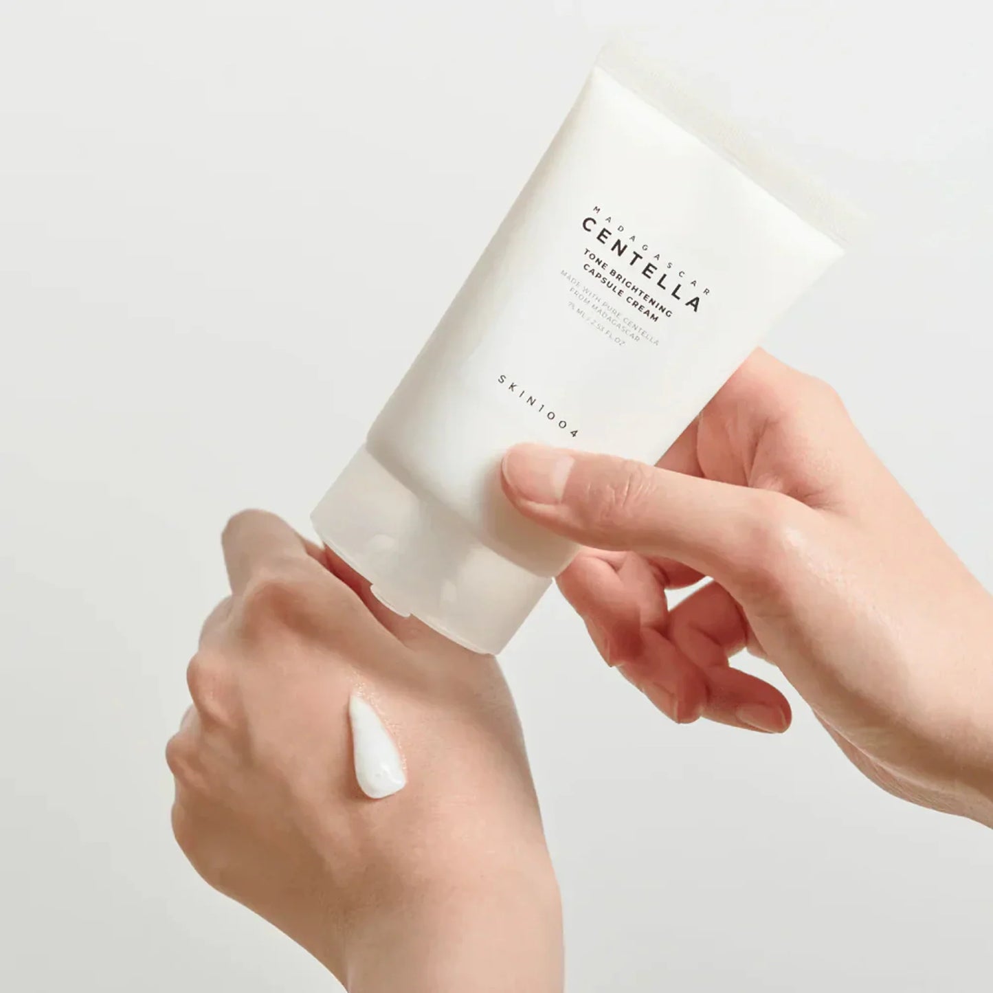 SKIN1004 Madagascar Centella Tone Brightening Capsule Cream 75 ml